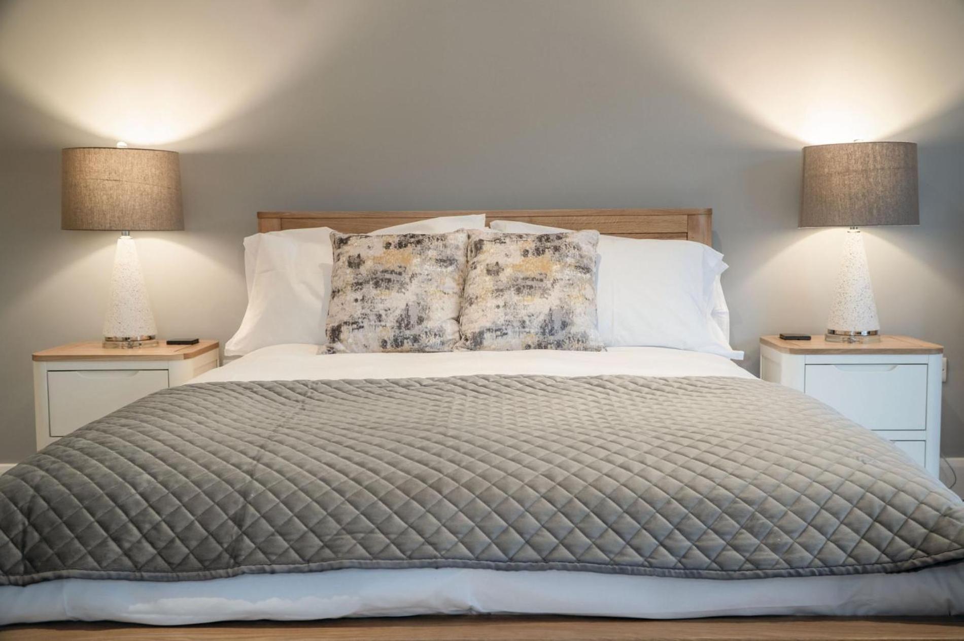 Suite 2 - Sleeping Giant Hotel - Pen Y Cae Inn เบรคอน ภายนอก รูปภาพ