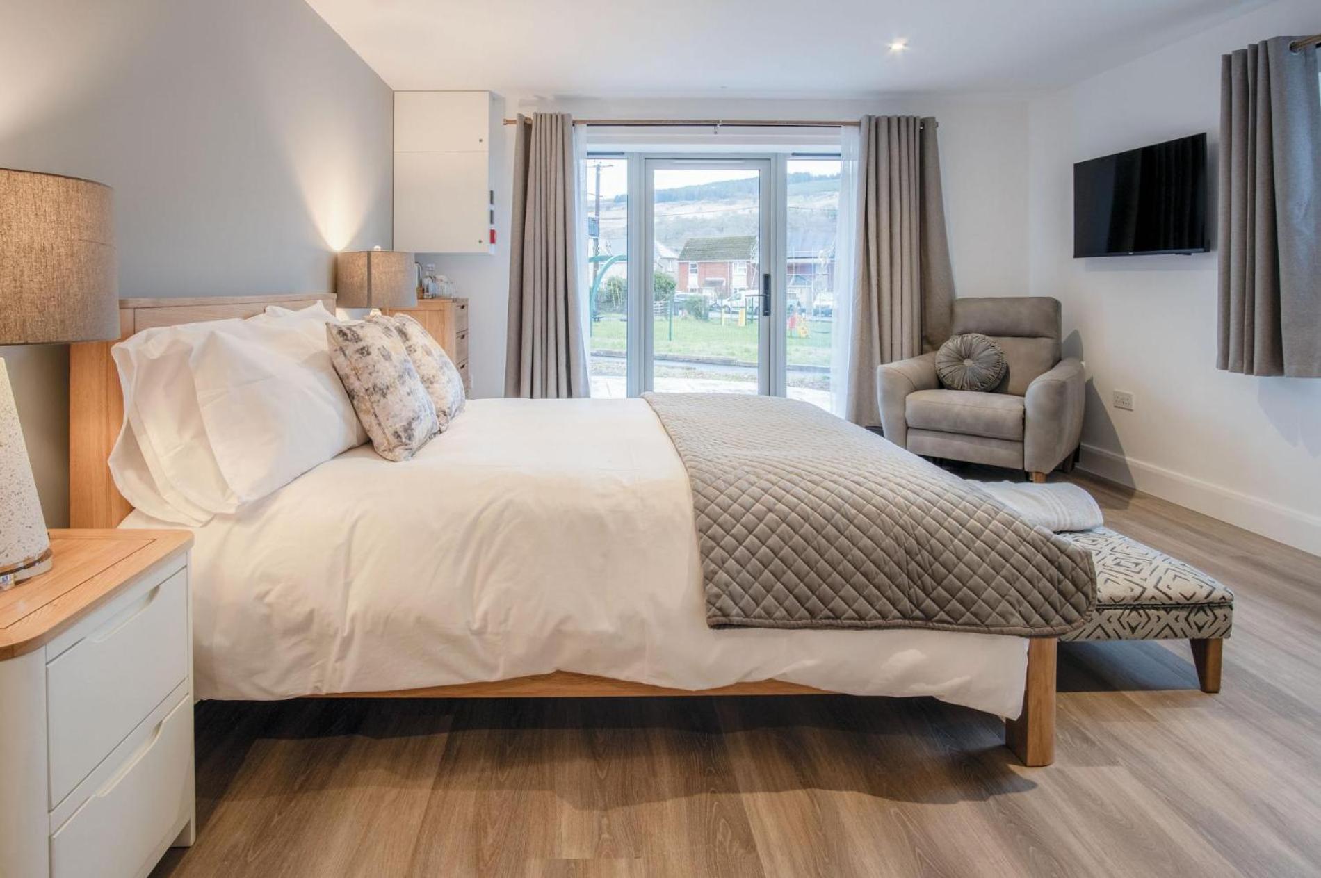Suite 2 - Sleeping Giant Hotel - Pen Y Cae Inn เบรคอน ภายนอก รูปภาพ